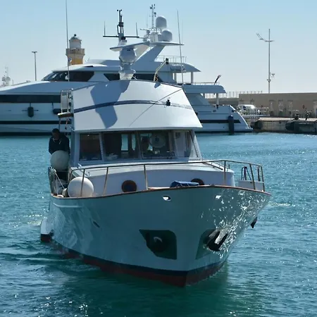 Båthotell Yacht Germinal
