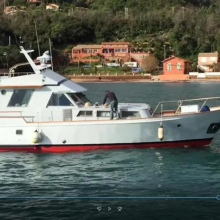 Yacht Germinal *